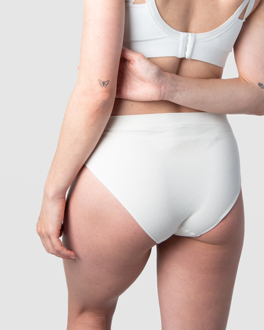 Nursing Bra Must Haves - 2 Pack with Briefs - Regular Cup